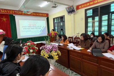 ĐẨY MẠNH CHUYỂN ĐỔI SỐ TRONG GIÁO DỤC – TRƯỜNG TIỂU HỌC NHẬT TÂN TỔ CHỨC TẬP HUẤN PHÁT TRIỂN VÀ TÍCH HỢP NĂNG LỰC SỐ TRONG DẠY HỌC