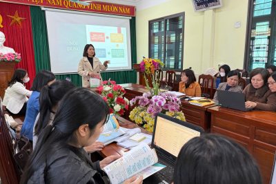 TRƯỜNG TIỂU HỌC NHẬT TÂN TỔ CHỨC SINH HOẠT CHUYÊN MÔN CẤP TRƯỜNG Tập huấn bồi dưỡng cán bộ quản lý, giáo viên thực hiện nội dung sửa đổi Chương trình GDPT môn Lịch sử và Địa lý cấp tiểu học