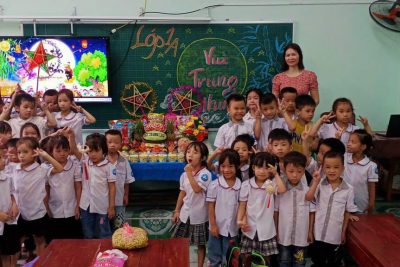 Hình ảnh tổ chức tết trung thu của các lớp